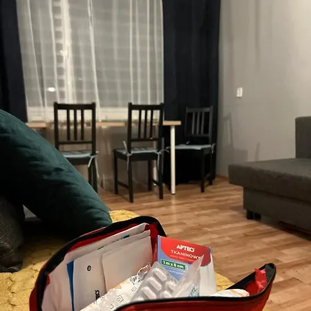 Apartament Nowowierzbowa 16 *